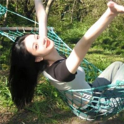 容基耶尔女士